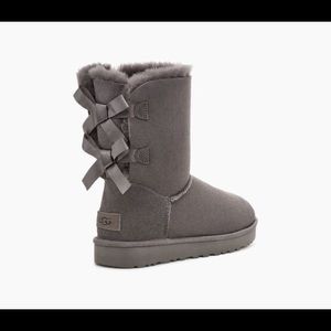 UGG Bailey Bow Grey